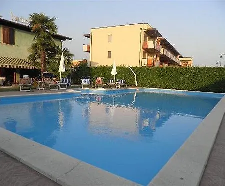 Bolero 酒店 西尔米奥奈